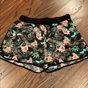 Pimkie casual pull floral shorts Medium